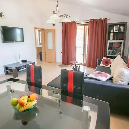 Willa Villa Luka With Private Pool Near Porec *
