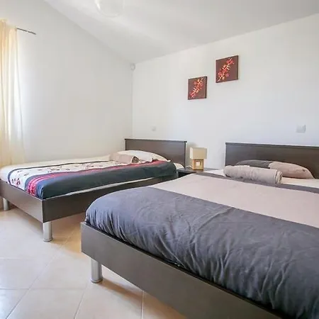 Villa Luka With Private Pool Near Porec Poreč