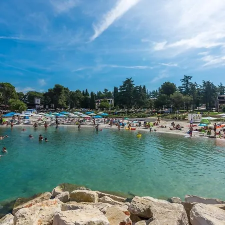 Villa Luka With Private Pool Near Porec Willa Poreč